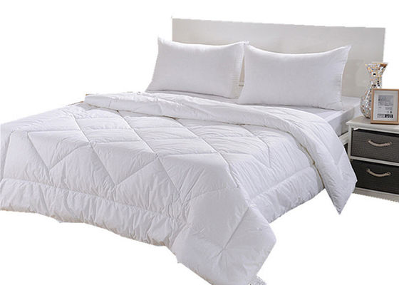 Feather Proof Fabric Quilt Hotel Bedding Sets OEM